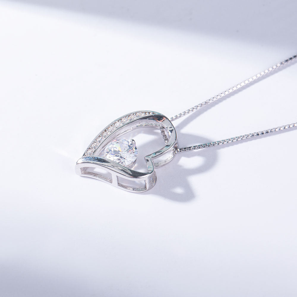 Rose Box with Heart Necklace